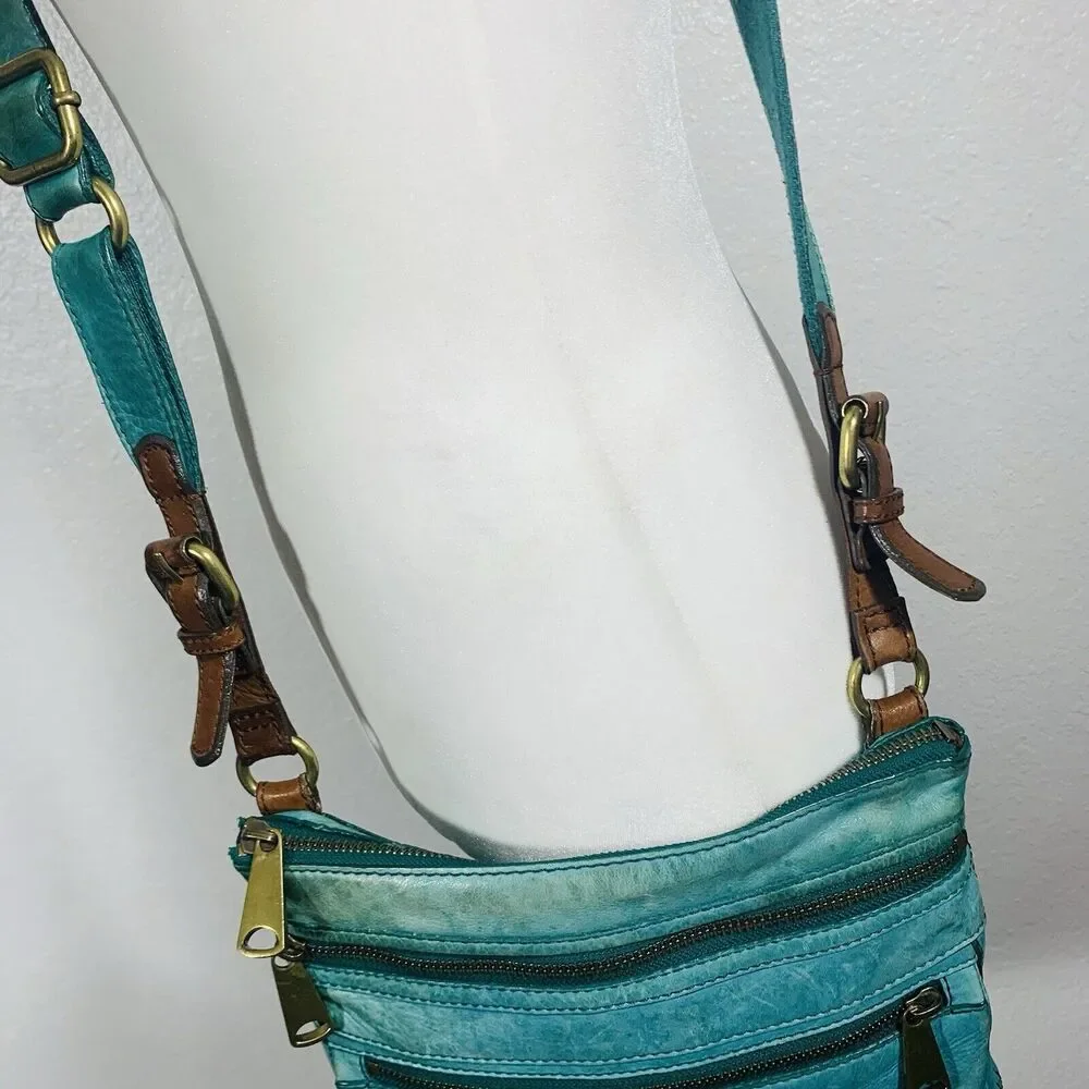 Fossil Explorer Crossbody Purse Teal Leather With 3 Zippers Purse